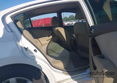 2008 Nissan Altima 2.5 S from USA, damaged, VIN 1N4AL21E18C272672